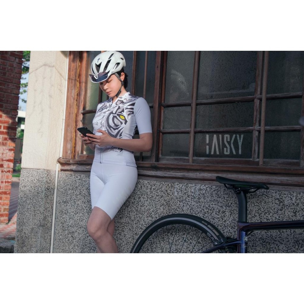 BAISKY百士奇 女款空力短車衣 虎威 白-細節圖5