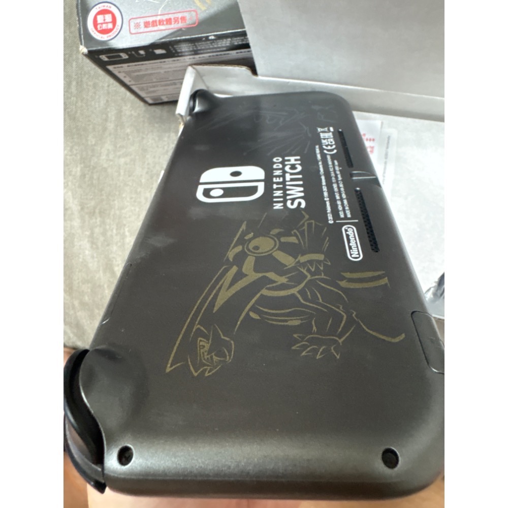 NS Nintendo Switch Lite 二手 珍鑽特式主機 $5500元-細節圖3