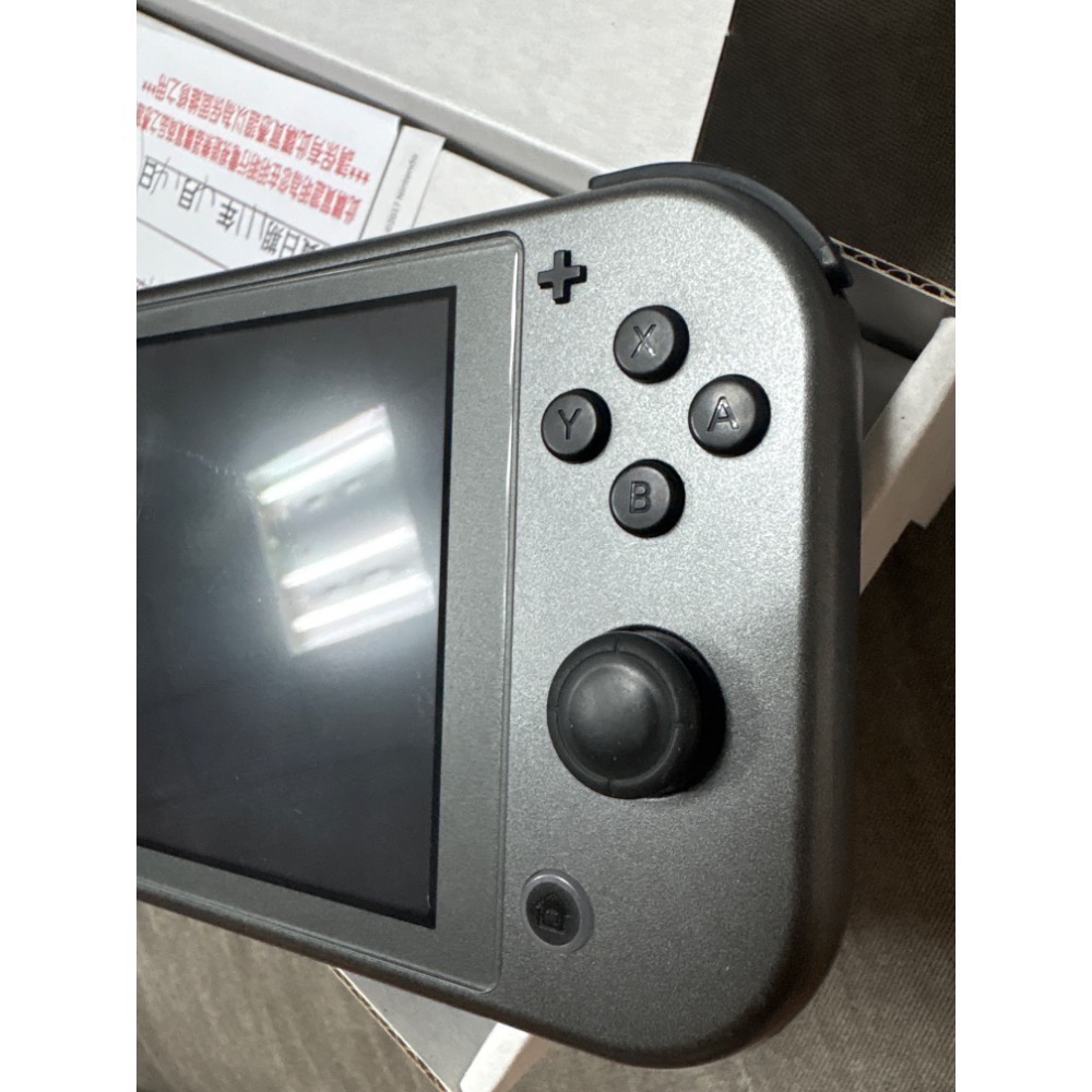 NS Nintendo Switch Lite 二手 珍鑽特式主機 $5500元-細節圖5