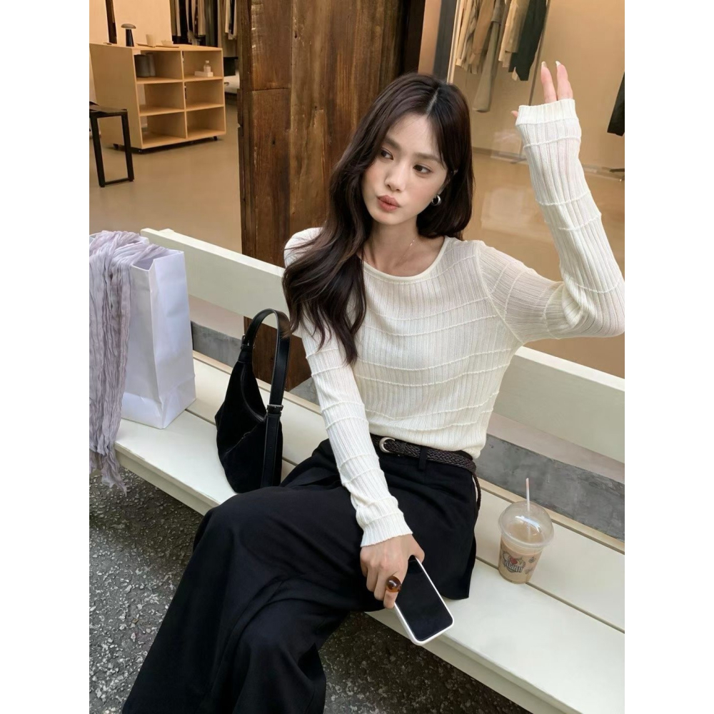 𝙉𝙤_8591隨性微露～立體紋理寬領長袖上衣-細節圖9