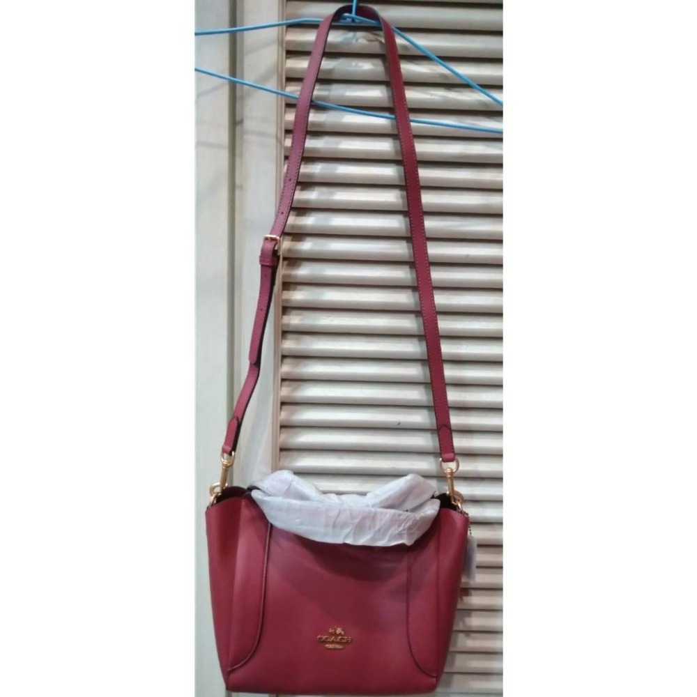 深紅色 真皮 高尚 氣質 金吊飾 中款 黛妃包 手提包 斜背包-細節圖2