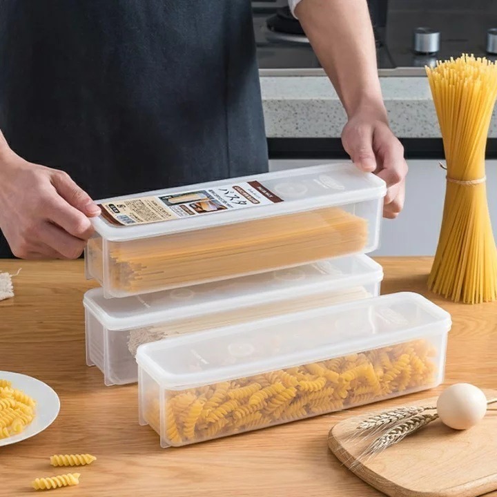 ◖魔女美妝◗ 日本製 SANADA 長型收納盒 長型保鮮盒 麵條收納盒 義大利麵 大號長方形 麵條收納 餐具-細節圖3