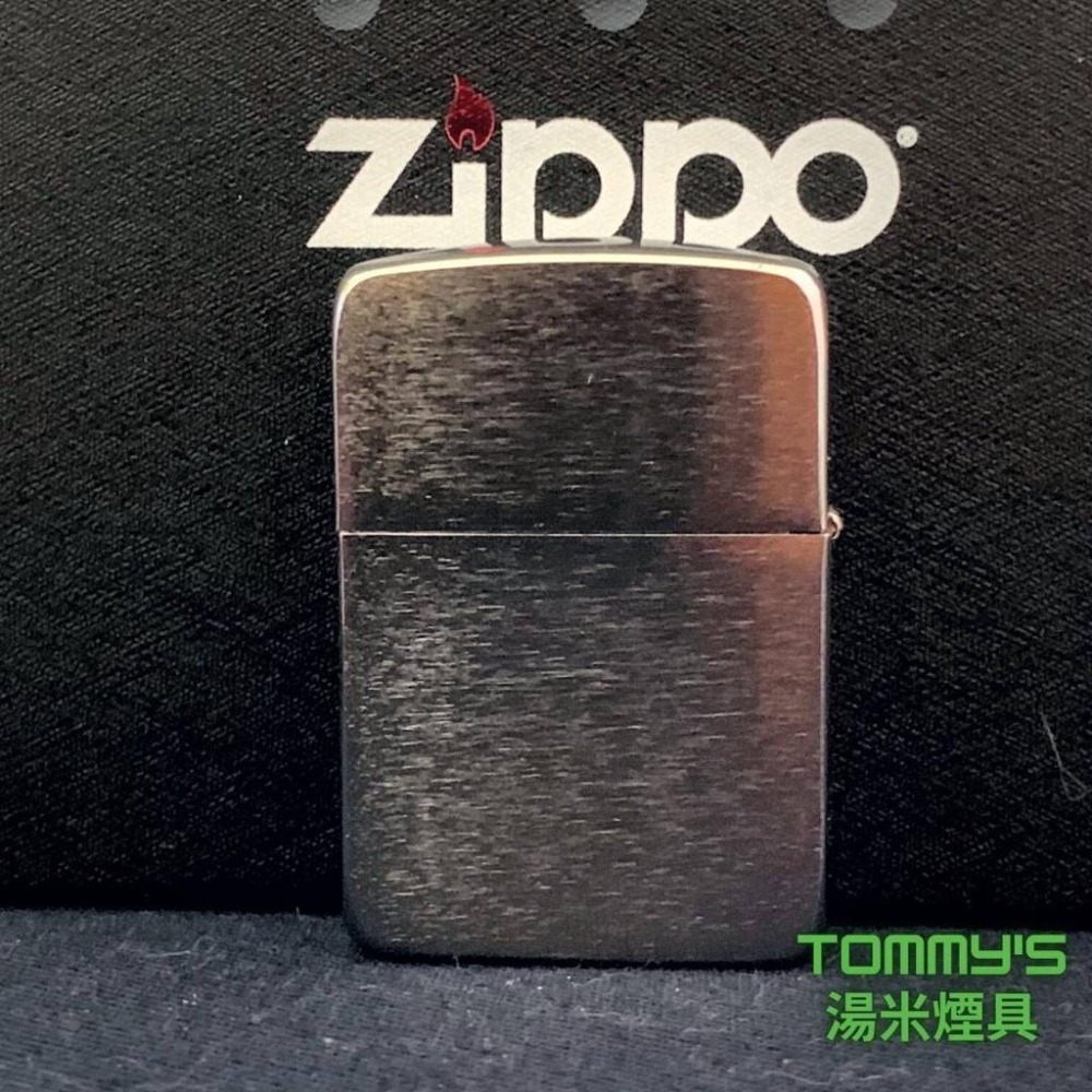 『實體店面🏠』正品 美國Zippo 打火機-鍍鉻拉絲紋『1941 Replica復刻版』型號1941-湯米-細節圖2