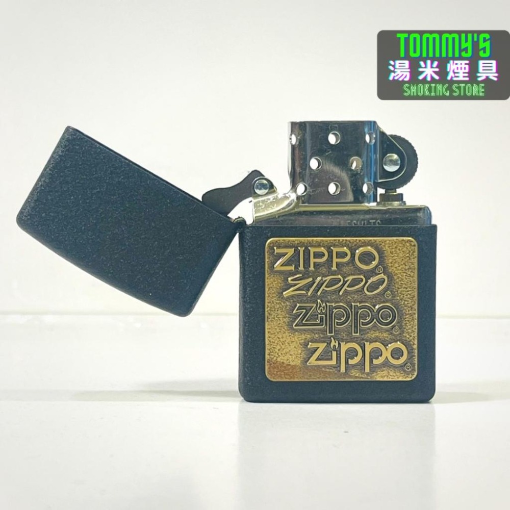 『實體店面🏠』正品 美國 ZIPPO 打火機-4代LOGO浮雕『黑裂紋黃銅貼片 』型號362『湯米煙具』-細節圖4