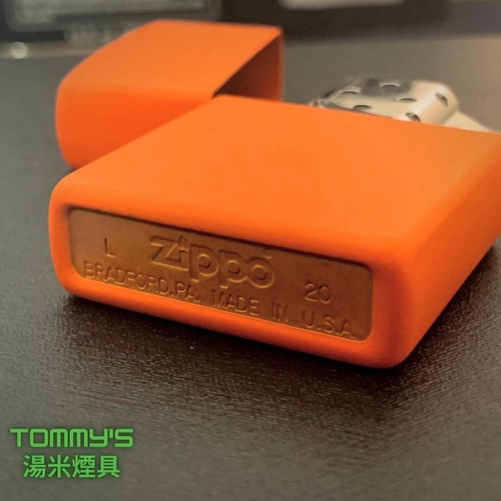 『實體店面🏠』正品 美國Zippo 打火機-消光烤漆機殼『橙色』型號231ZL『湯米煙具』-細節圖4