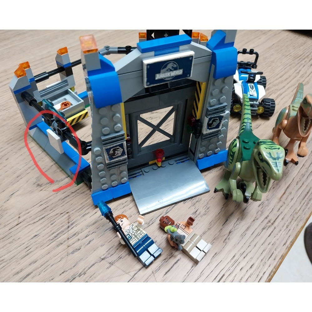 75920 lego 樂高 75920 侏儸紀世界 侏儸紀公園 迅猛龍 猛禽逃脫-細節圖3