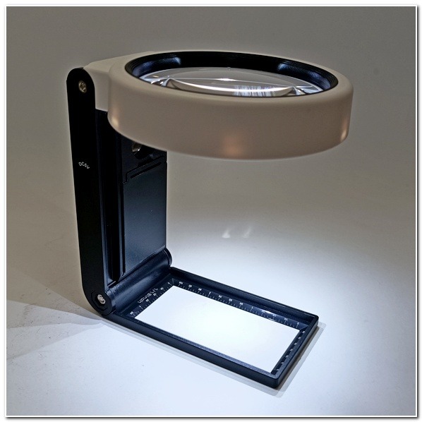 放大鏡折疊 8LED LED放大鏡燈/閱讀燈/照明燈 LED折疊式放大鏡 自帶燈 紫光驗鈔 折疊可立 手持放大鏡 放大鏡-細節圖5