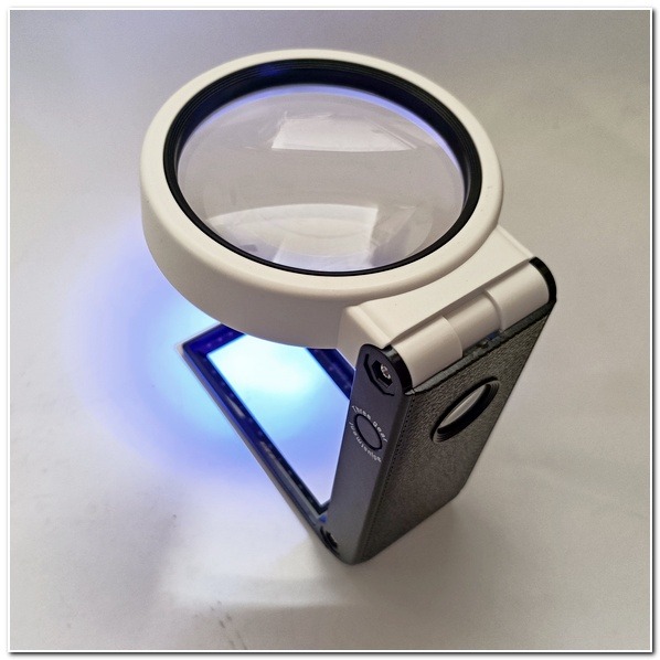 放大鏡折疊 8LED LED放大鏡燈/閱讀燈/照明燈 LED折疊式放大鏡 自帶燈 紫光驗鈔 折疊可立 手持放大鏡 放大鏡-細節圖9