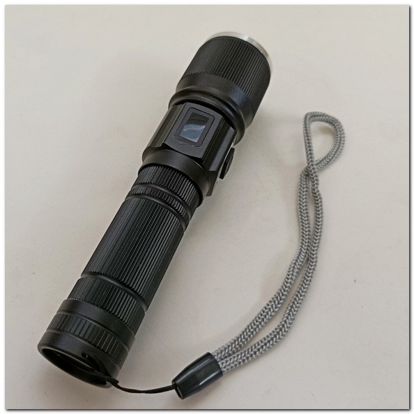 白激光 強光手電筒  TYPE-C 遠射聚光led燈 數字顯示電量  超亮手電 附18650鋰電池-細節圖4