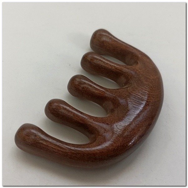 天然木頭按摩梳 檀木按摩梳 原木梳 木頭梳子 梳子 五爪按摩梳 頭皮按摩 肩頸按摩 按摩梳子-細節圖4