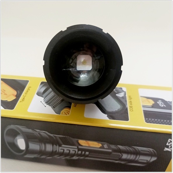 X-57強光手電筒 激光炮 白激光便攜充電超亮戶外變焦 遠射聚光LED燈 電量數顯 推動式變焦/單手可變焦/紅光警示燈-細節圖2