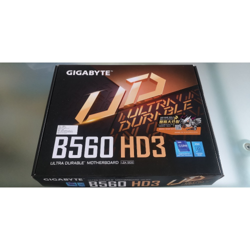 主機板：Gigabyte B560 HD3 +Intel 銅底風扇