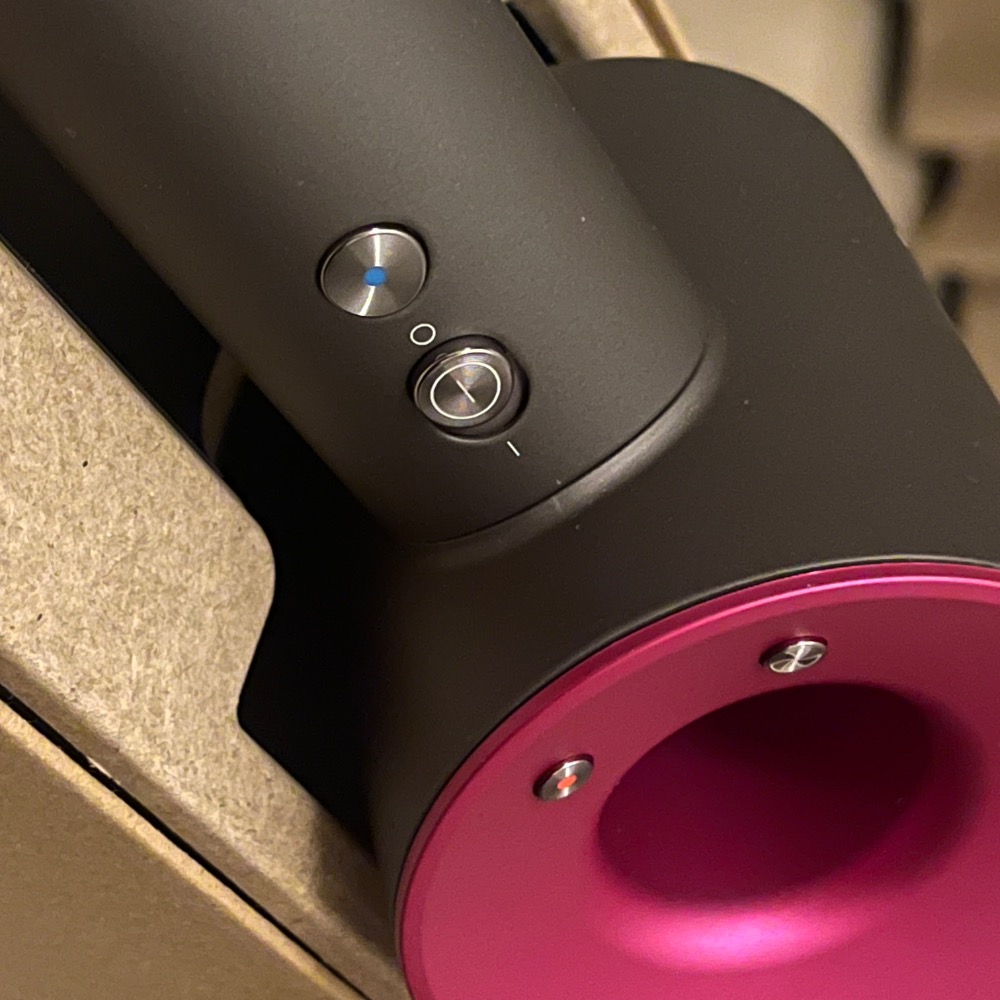 (全新版)Dyson Supersonicm 吹風機-細節圖3