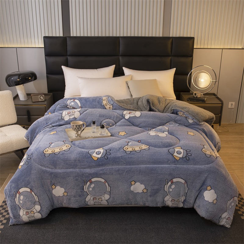 台灣出貨 ❤️法蘭絨羊羔雪花絨雙面 暖暖被200x230CM 冬季必備 保暖 舒適 法蘭絨被 羊羔絨 保暖棉被 冬被-規格圖9