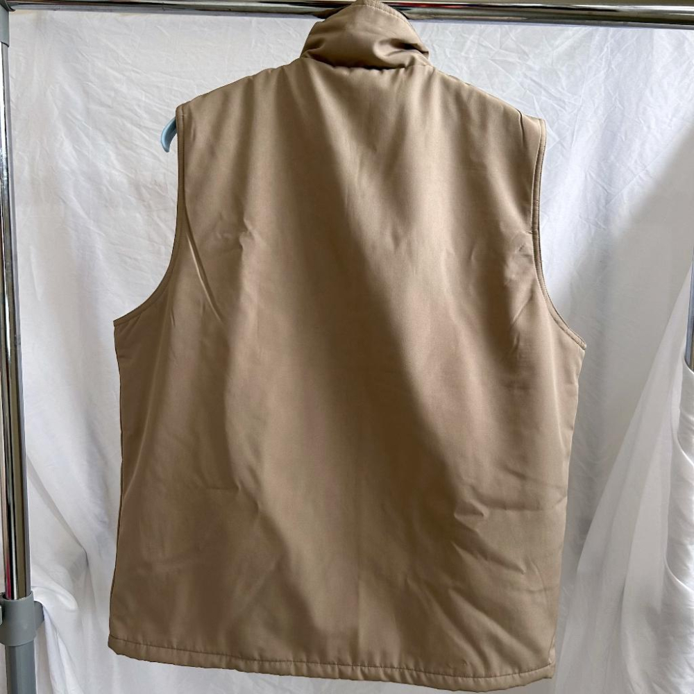 全新卡其色休閒背心/運動休閒戶外背心/休閒登山/機能防潑水背心/Second hand-細節圖2