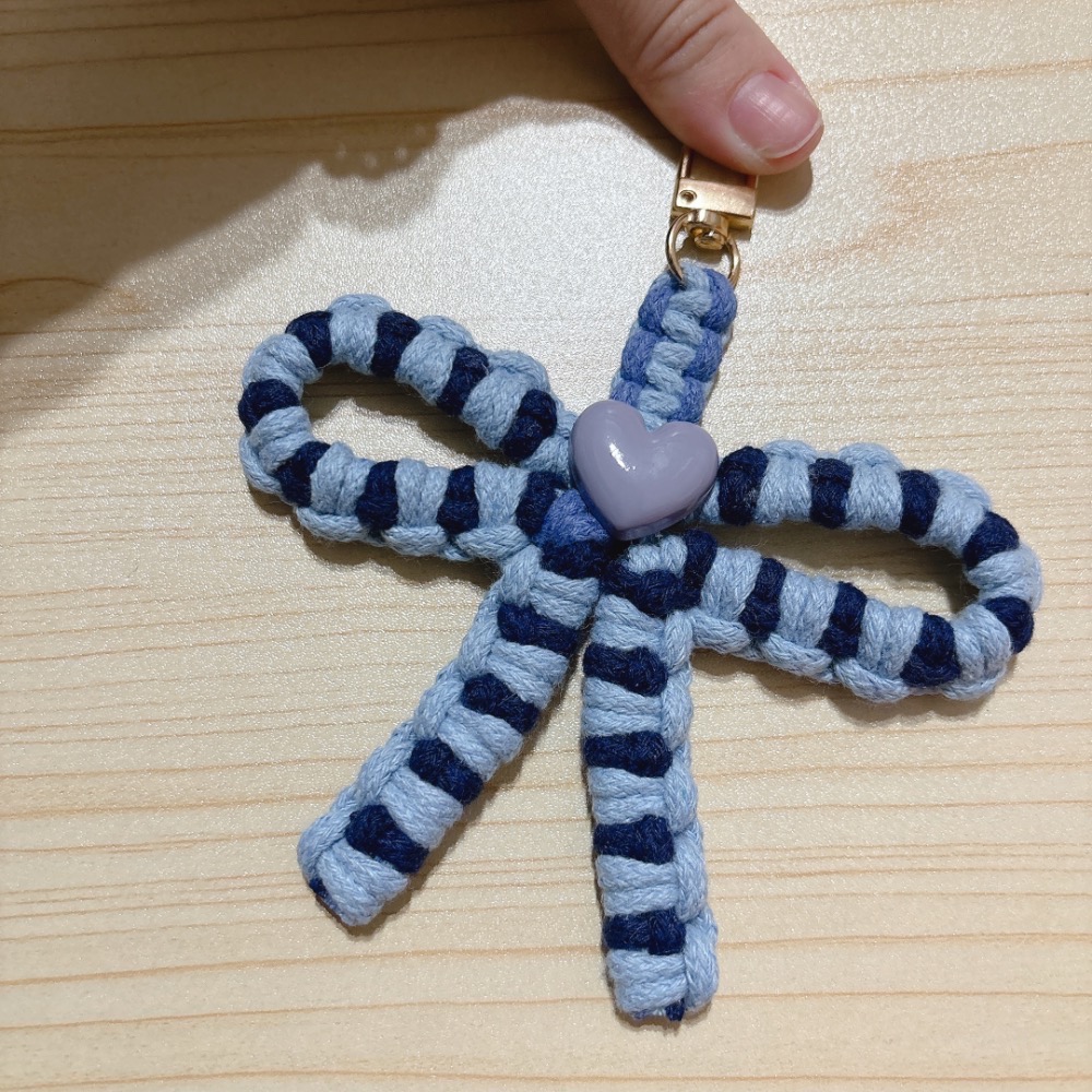 Dudu手作👶🏻手工編織蝴蝶結🎀吊飾/ 鑰匙圈 純手工 編織吊飾 鑰匙扣 包包吊飾 禮物-細節圖2