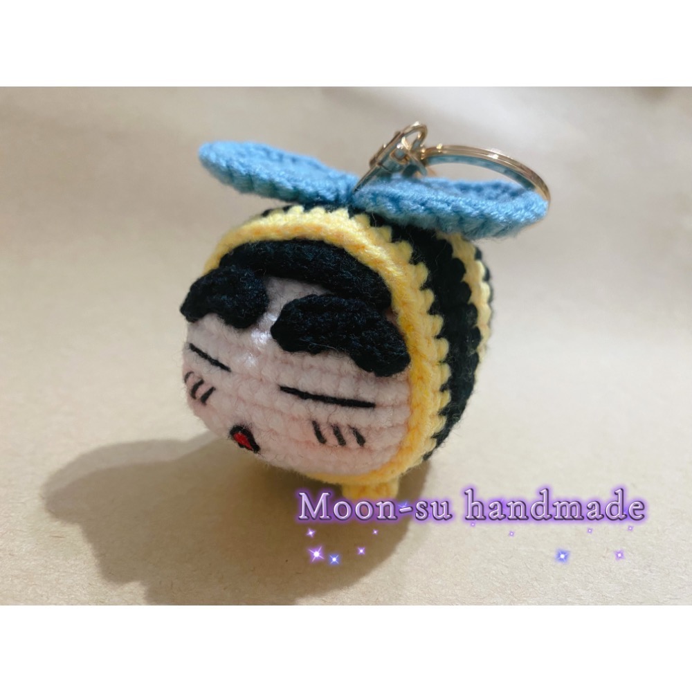 🌟Moon-su❤️蜜蜂小新/動感小小雯吊飾 約7公分 實物拍攝 現貨 快速出貨🚚-細節圖3