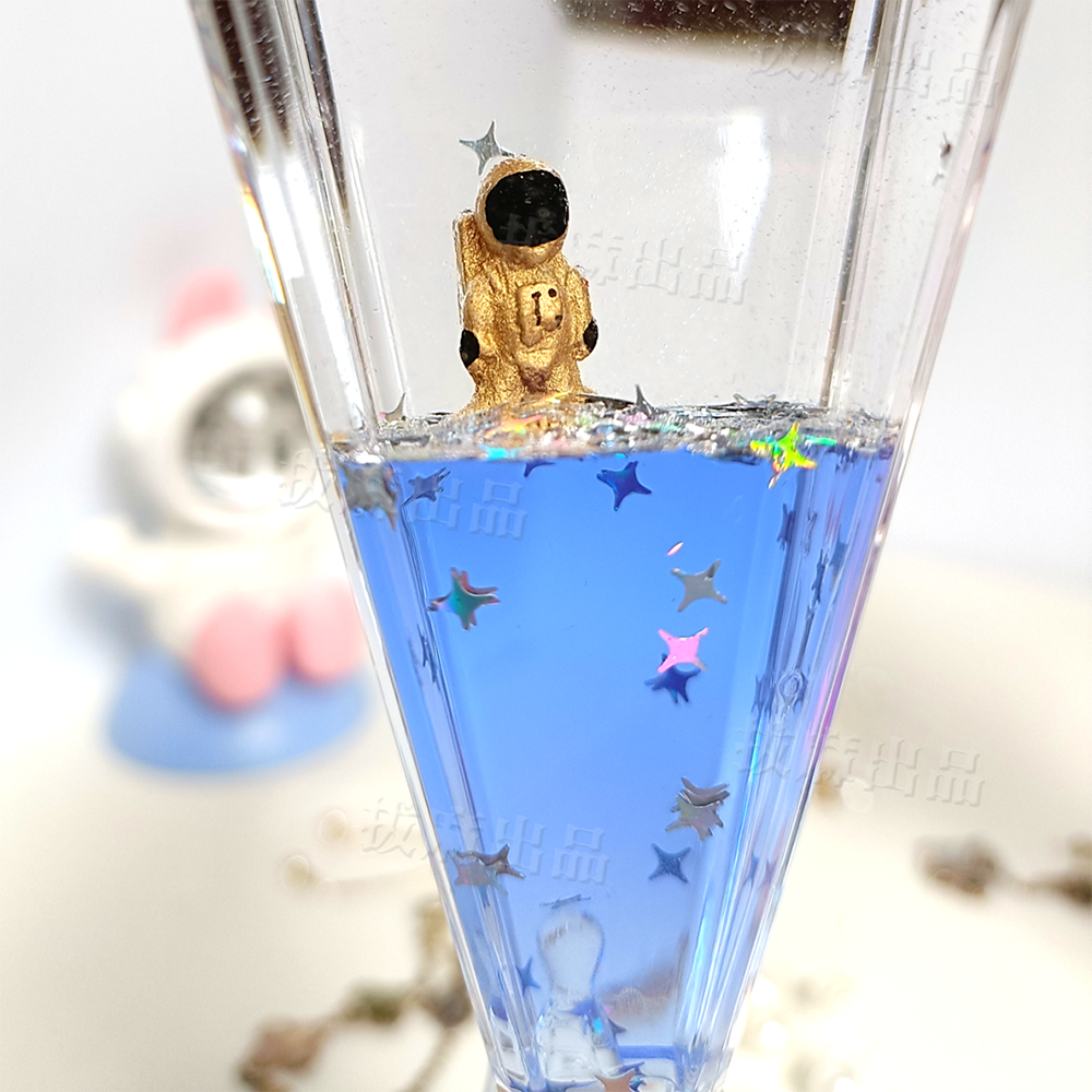 [現貨][台灣出貨]油漏 裝飾 擺飾 生日禮物 交換禮物 桌面擺飾 尾牙 禮品 贈品 太空人 創意造型 裝飾品 壓克力-細節圖5