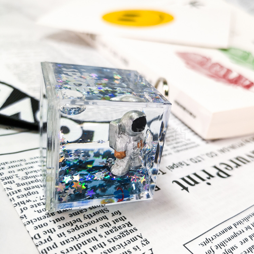 [現貨][台灣出貨]鑰匙圈 液體 流沙 壓克力 造型鑰匙圈 背包吊飾 掛飾 吊飾 創意造型 禮品 生日禮物 交換禮物-細節圖3