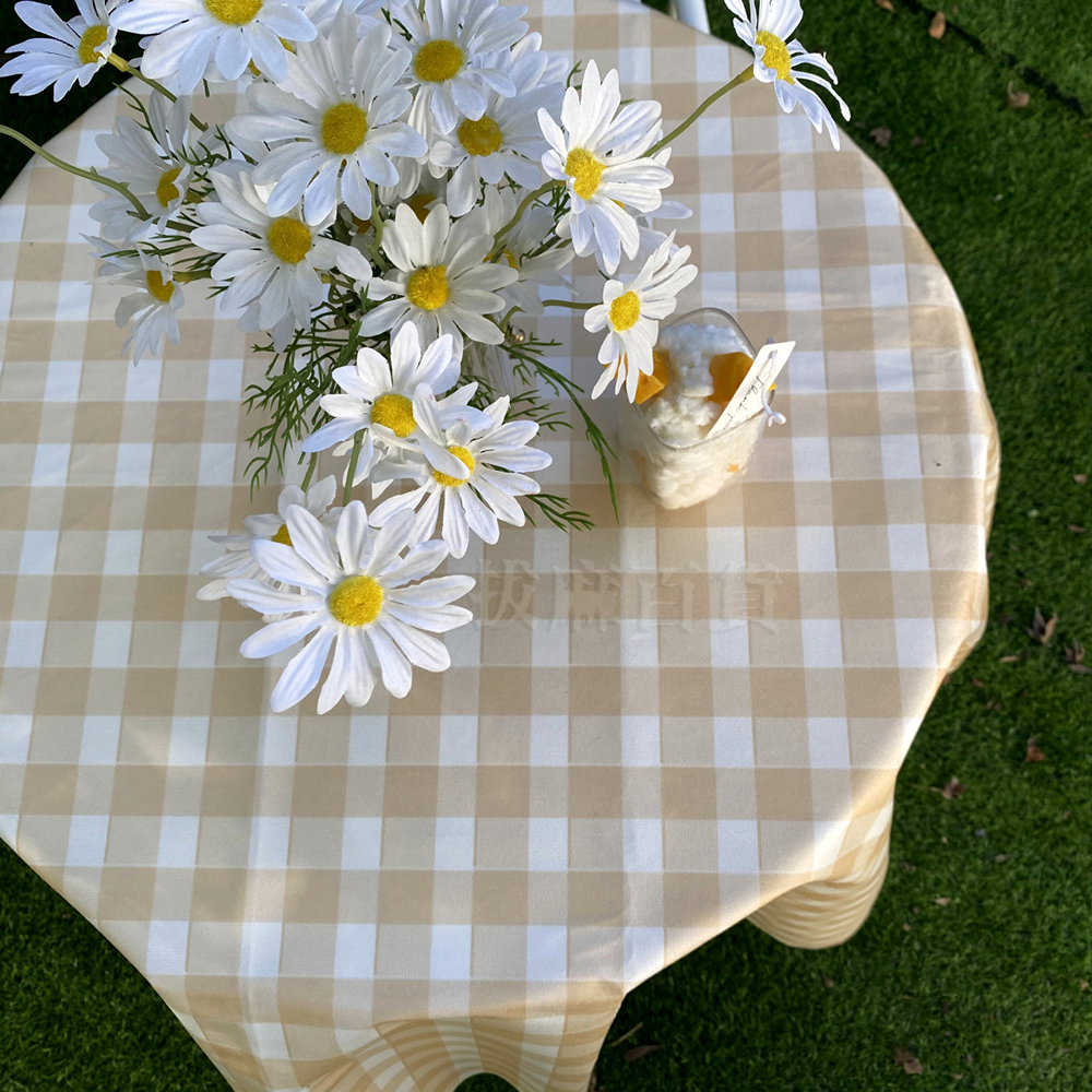 [現貨][台灣出貨]桌巾 桌布 廚房桌巾 短毛絨 布質 布藝 韓風 居家裝飾 餐桌桌巾 桌墊 野餐墊 格子桌巾 長方桌巾-細節圖7