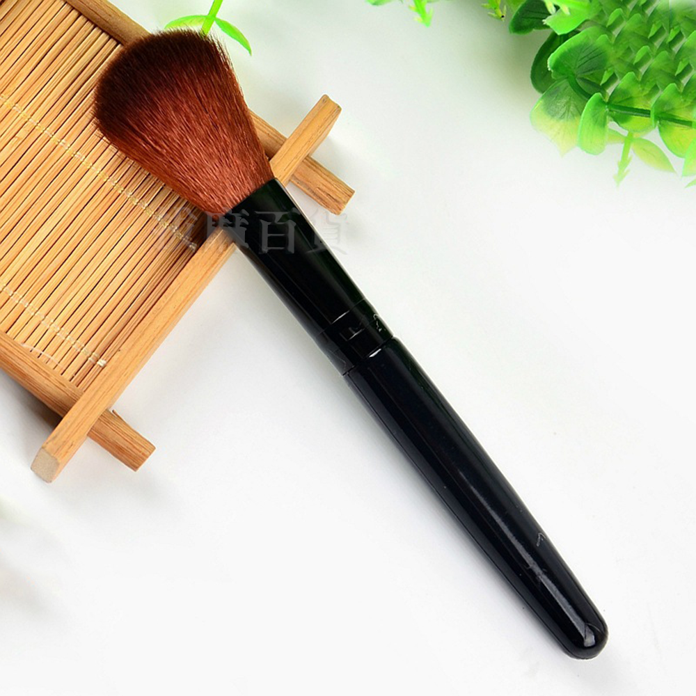 [現貨][台灣出貨]粉底刷 化妝刷 腮紅刷 化妝 上妝 粉底 美妝 刷具 軟毛 化妝刷具 美容工具 上妝器具-細節圖4