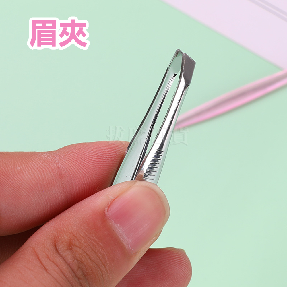 [現貨][台灣出貨]修眉三件套 修眉刀 眉剪 眉梳 眉夾 修眉剪 不銹鋼 美容工具 美妝 斜口眉夾 美妝工具-細節圖2