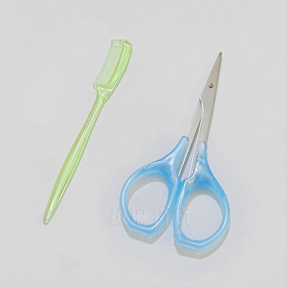 [現貨][台灣出貨]修眉三件套 修眉刀 眉剪 眉梳 眉夾 修眉剪 不銹鋼 美容工具 美妝 斜口眉夾 美妝工具-細節圖6