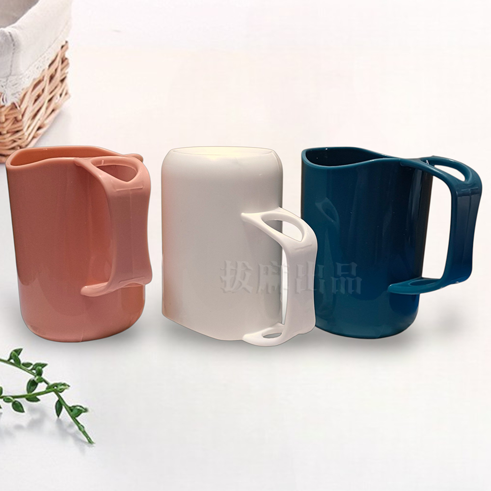 [現貨][台灣出貨]漱口杯 牙刷杯 刷牙杯 小巧 弧口 弧型 塑膠杯 清新素色 輕鬆易握 無異味 耐久耐用 牙刷收納-細節圖8