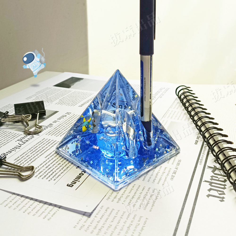 [現貨][台灣出貨]筆筒 造型筆筒 桌上擺飾 創意筆筒 油漏 壓克力 療癒 藝品 禮品 生日禮物 交換禮物 學生 上班族-細節圖5