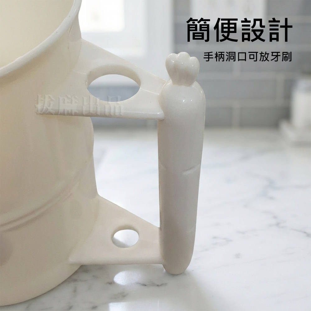 [現貨][台灣出貨]漱口杯 牙刷杯 塑膠杯 水杯 刷牙杯 牙缸 大容量 可愛 小白兔造型 附牙刷孔-細節圖5