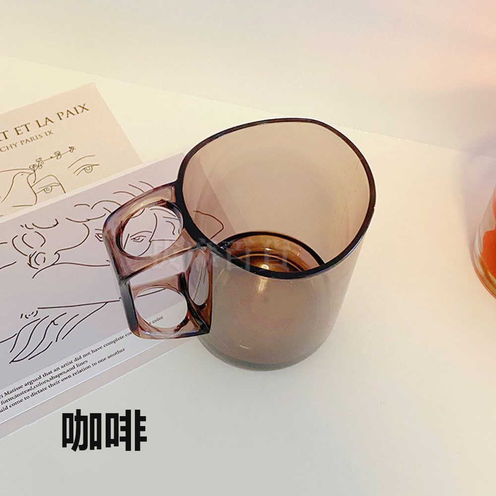 [現貨][台灣出貨]漱口杯 牙刷杯 刷牙杯 牙缸 塑膠杯 水杯 弧口 弧型 透明 無異味 耐久耐用 打磨光滑 牙刷收納-細節圖9