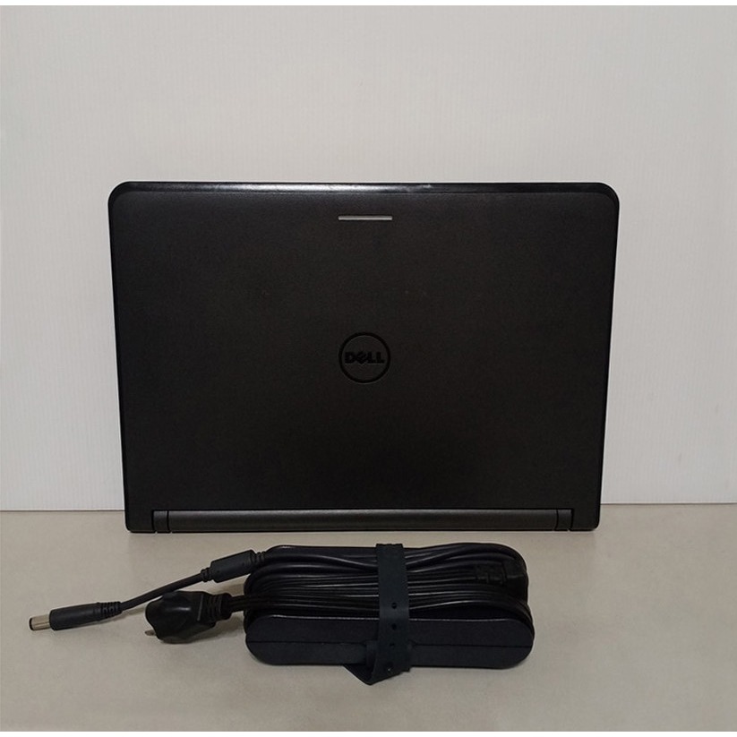 實體拍攝 DELL Latitude 3350 完整筆電 i5-5200U SSD-500G D3-16G 附原廠變壓器-細節圖2