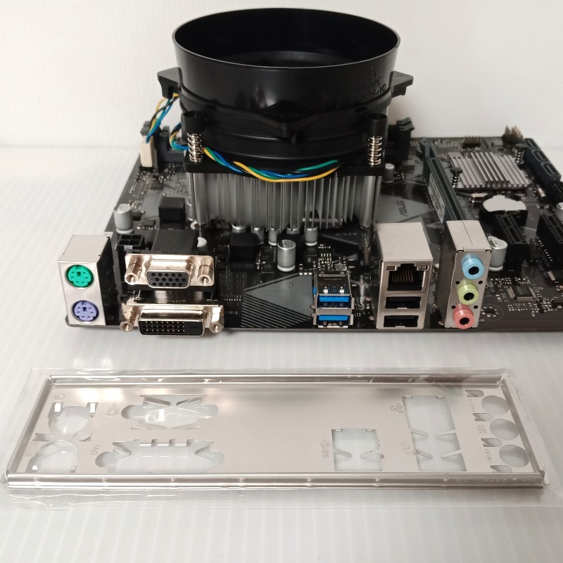 1151腳位 實體拍攝 ASUS PRIME H310M-K R2.0 + i5-9400F + 高效能散熱器/附檔板-細節圖3