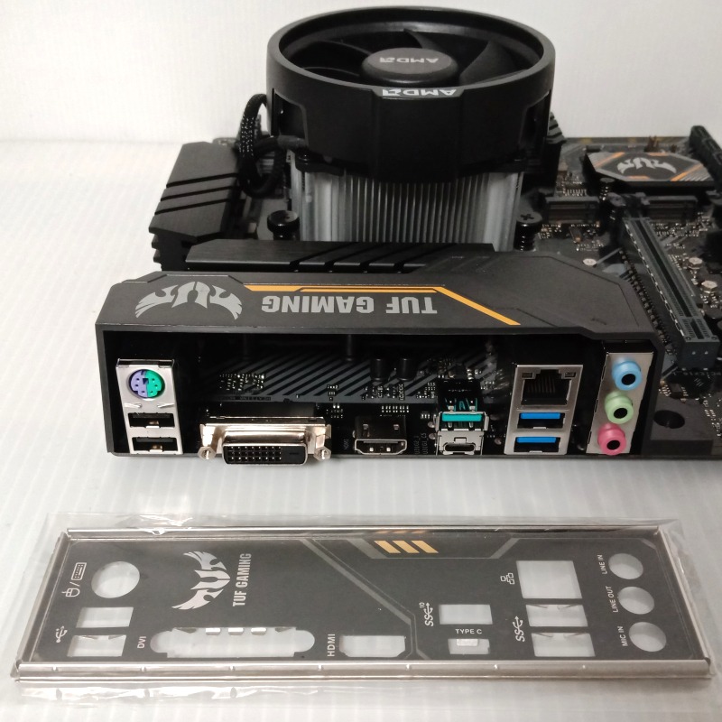 AM4腳位 實體拍攝 ASUS TUF B450M-PRO GAMING + R5-1600 + 銅柱散熱器/附檔板-細節圖3