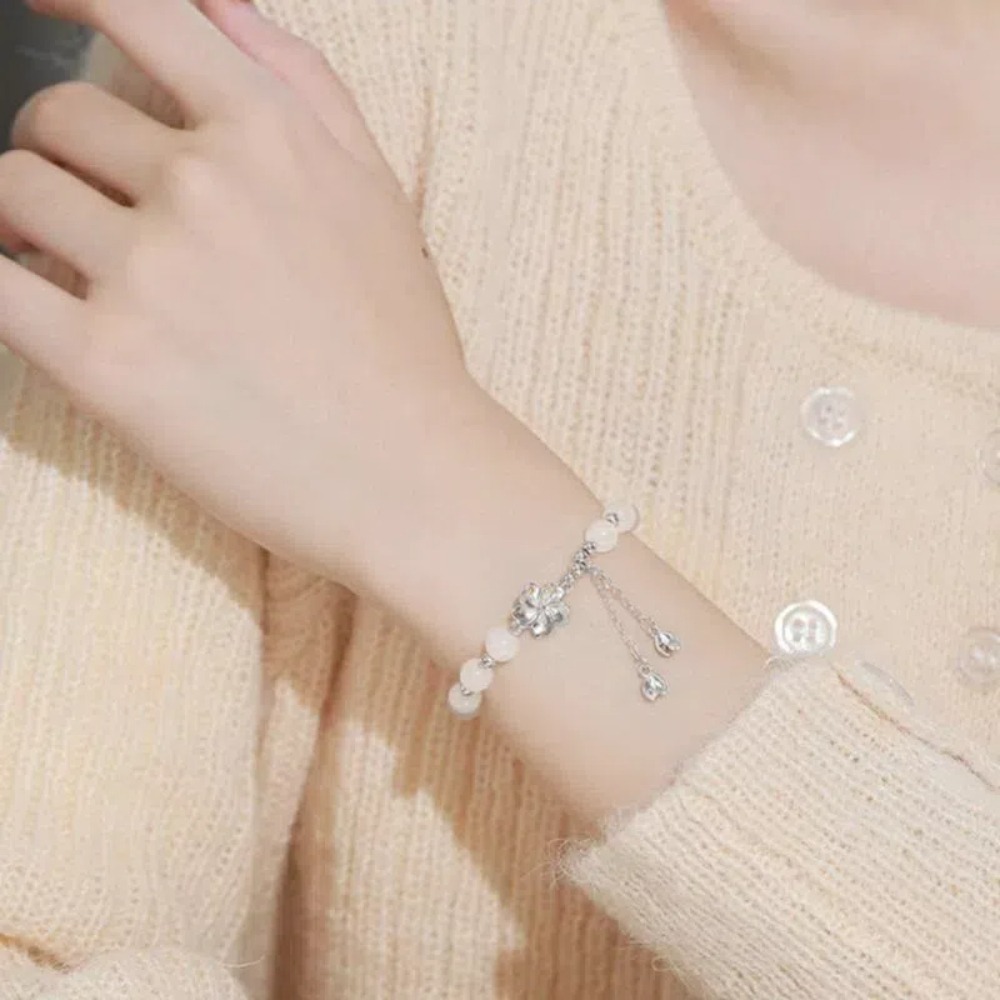 【A&R】S925純銀小桃花和田玉銀珠水晶手鍊附精美禮盒(招桃花 好人緣 平安 手珠 串珠 情人節 生日 禮物)-細節圖3