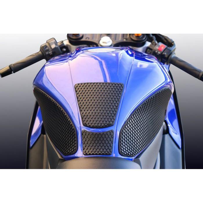 ☆★億錡重機★☆ TechSpec 油箱貼 YAMAHA R7 YZF-R7 黑色 SS蛇皮 XL2 賽道減震止滑-細節圖3