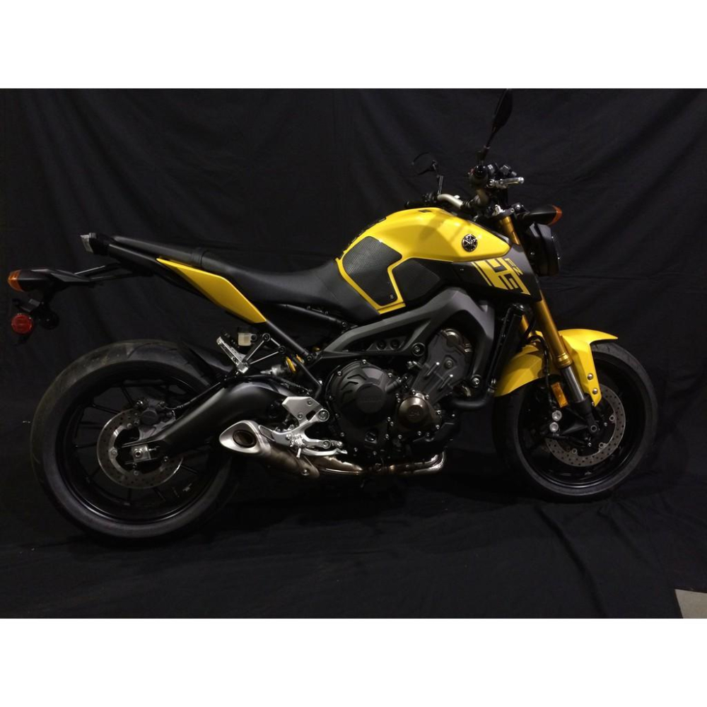 ☆★億錡重機★☆ TechSpec 油箱貼 YAMAHA 09 MT09 MT-09 黑色 SS蛇皮 XL2 減震止滑-細節圖2