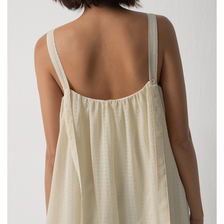 仙氣壓紋設計飄逸洋裝~米白色-細節圖3