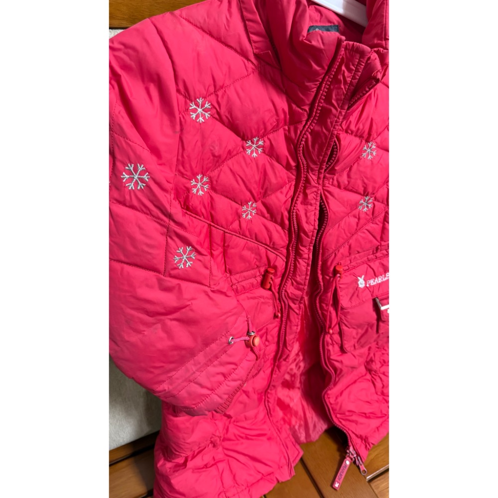 兔子 雪花 紅色羽絨外套 長版 大童 110/56 （二手）-細節圖4
