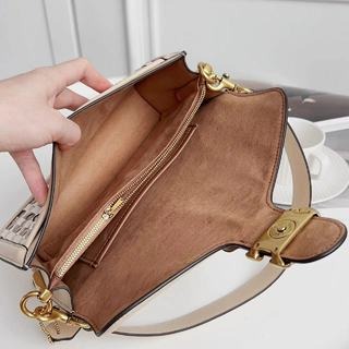 新款CB847最新火爆编织酒神包，大C复古五金吸锁扣 双肩带多用途 袋型柔软即有型 内置拉链 可肩背可斜挎-細節圖9