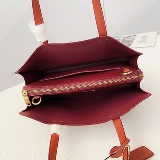 CK457..C家人造革配牛皮革，内置多功能袋，中央拉链隔层-細節圖8