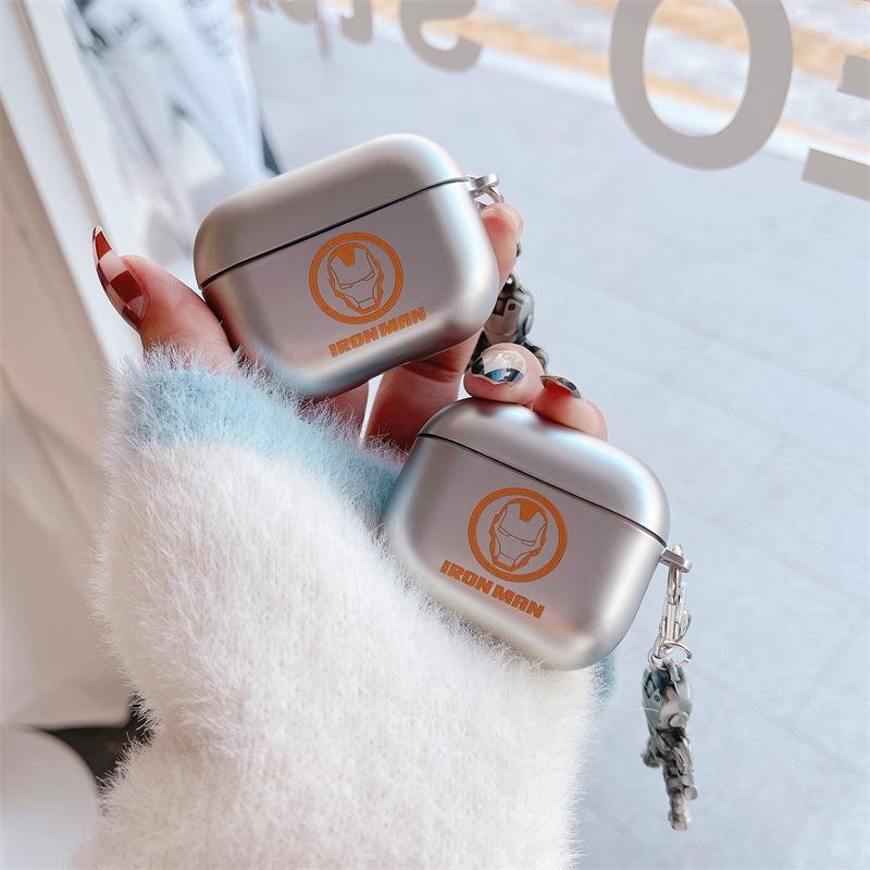 電鍍啞光歐美卡通鉄人AirPods3 保護套 Pro2 保護套 2代1代蘋果 耳機保護套 耳機殼 藍牙 藍芽耳機套 生日-細節圖2