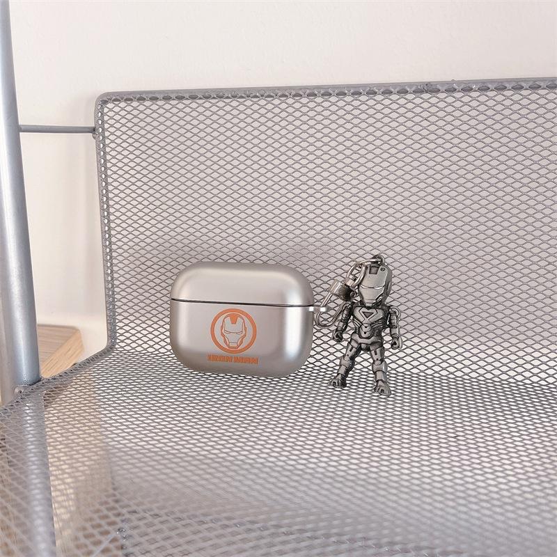 電鍍啞光歐美卡通鉄人AirPods3 保護套 Pro2 保護套 2代1代蘋果 耳機保護套 耳機殼 藍牙 藍芽耳機套 生日-細節圖3