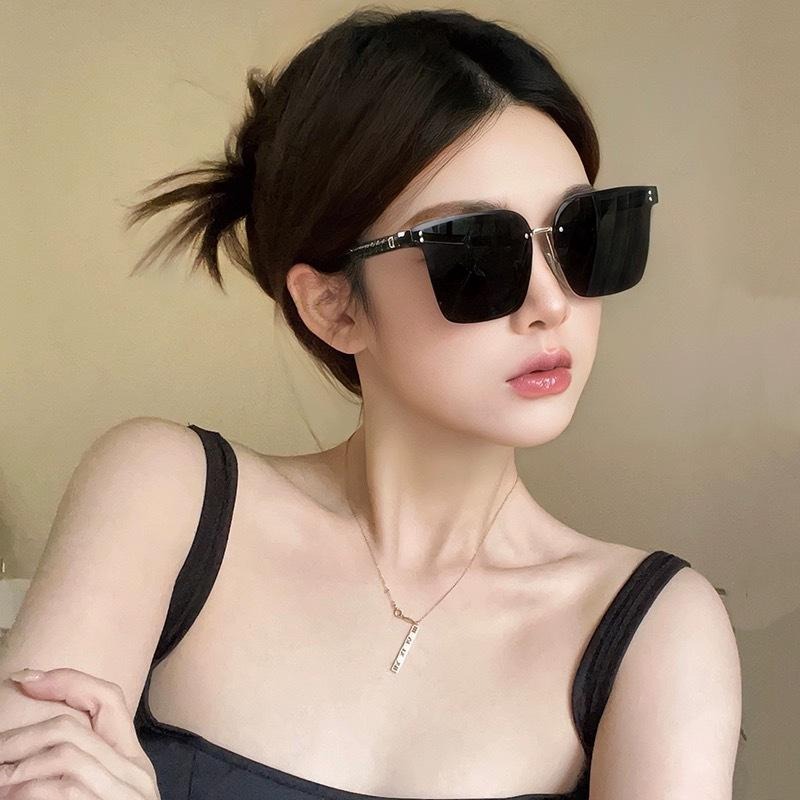 2025 新款時尚 現貨 贈送眼鏡盒 無框 墨鏡 太陽眼鏡 小紅書同款 網紅 顯臉小 韓版 大框-細節圖3