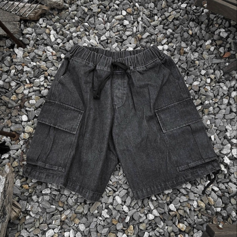 大口袋寬版拉繩牛仔短褲-細節圖8