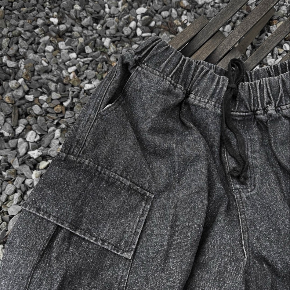 大口袋寬版拉繩牛仔短褲-細節圖9