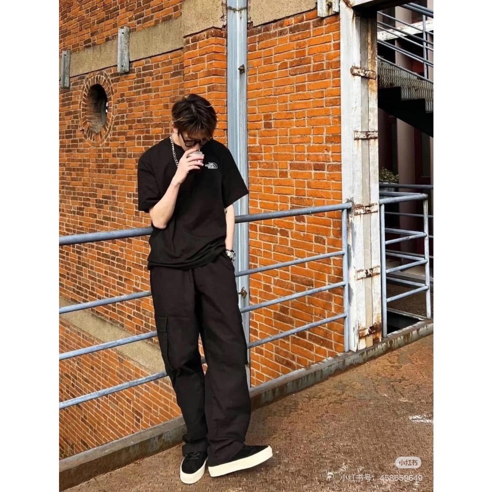 THE NORTH FACE 北面地球日系列 地球日Logo印花圓領短袖T恤-細節圖2