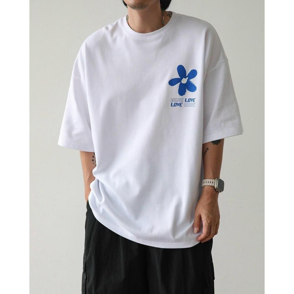 MORE LOVE花朵插畫短T-細節圖2