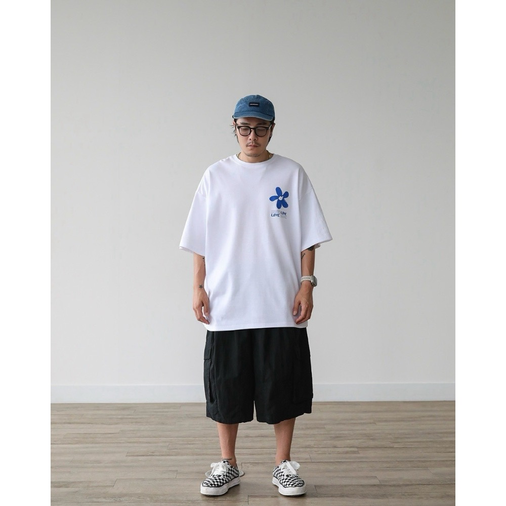 MORE LOVE花朵插畫短T-細節圖3