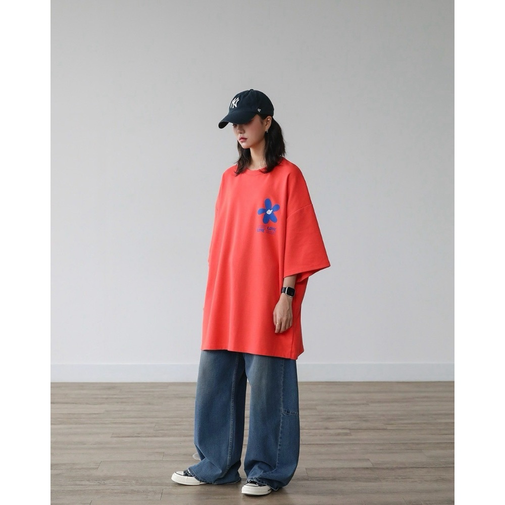 MORE LOVE花朵插畫短T-細節圖6